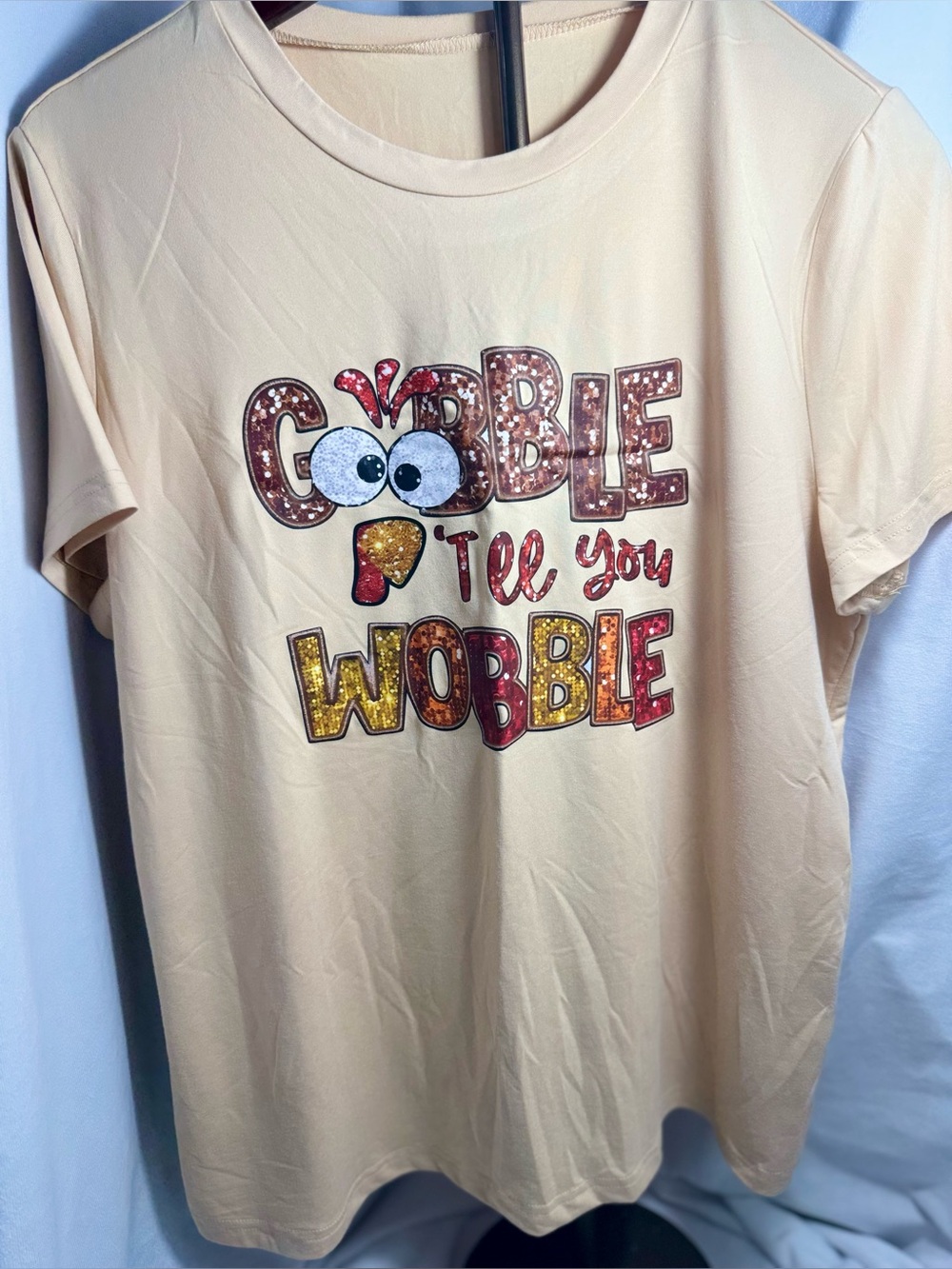 SHEIN Cream Short-Sleeve 'Gobble Till You Wobble' Graphic Tee